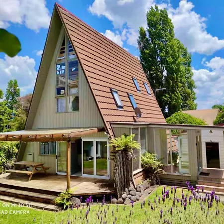 The Wooden A-Frame In Hamilton Villa Exterior photo